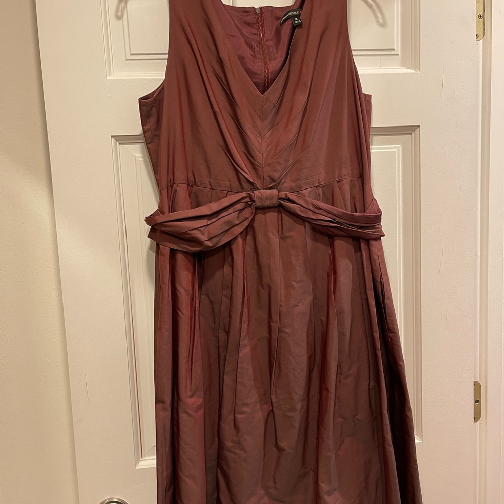 Banana Republic knee length dress